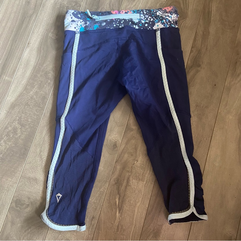 Ivivva by Lululemon Navy Capri Leggings